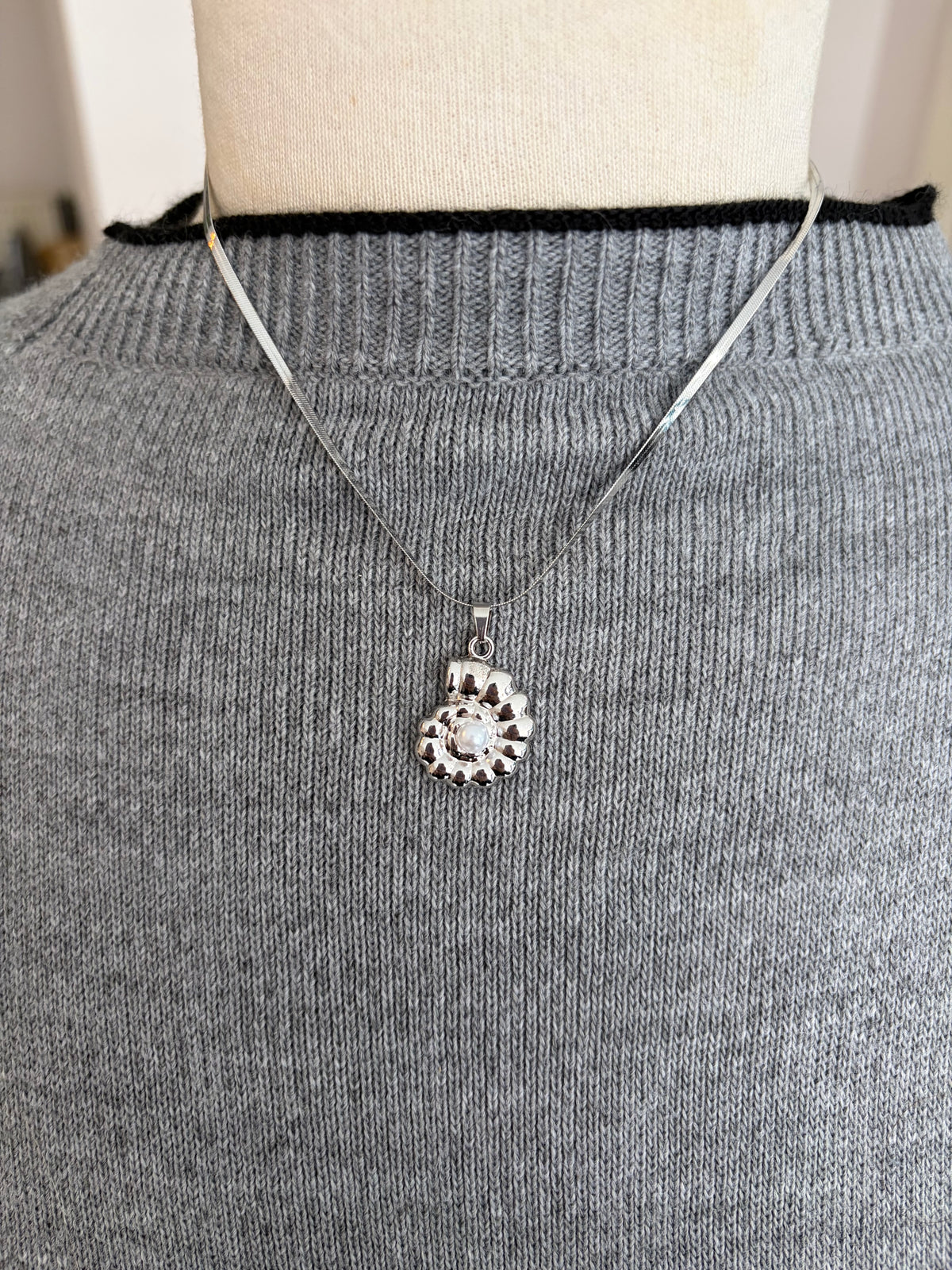 Collier coquillage argenté